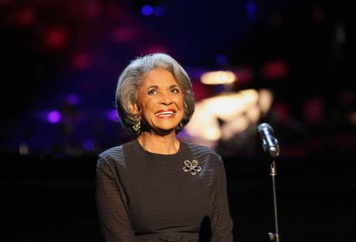 Mengenang Nancy Wilson, Penyanyi Wanita Legenda Jazz yang Telah Berpulang